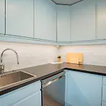 بيت للعطل Large Modern House, Perfect For Northern Lights Hunting *