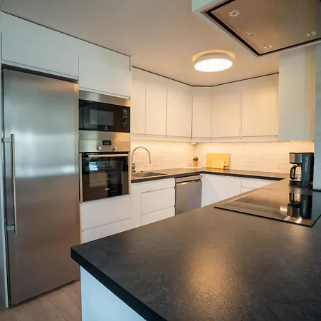 Large Modern House, Perfect For Northern Lights Hunting * Τρόμσο