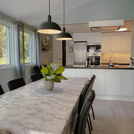 Large Modern House, Perfect For Northern Lights Hunting Σπίτι διακοπών Τρόμσο