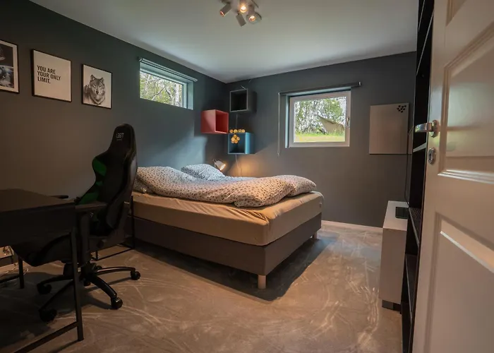 Large Modern House, Perfect For Northern Lights Hunting Casa de Férias