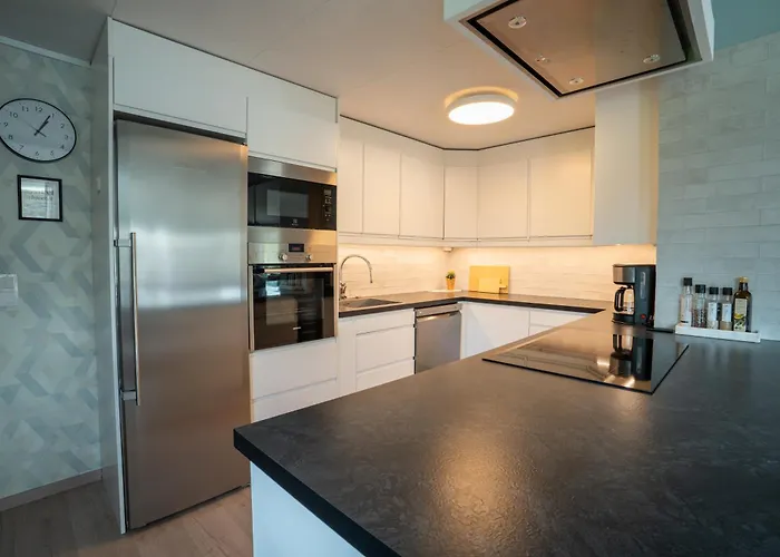 Large Modern House, Perfect For Northern Lights Hunting * Тромсё