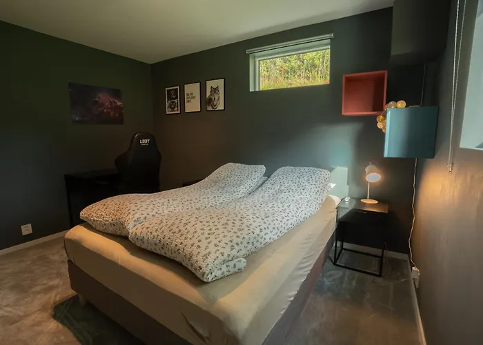 Дом отдыха Large Modern House, Perfect For Northern Lights Hunting